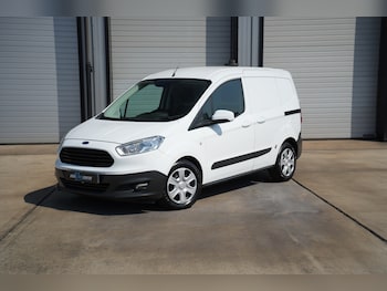 Used Ford Transit Courier 2018 for sale - 79162661: Photo