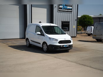 Used Ford Transit Courier 2018 for sale - 79162661: Photo