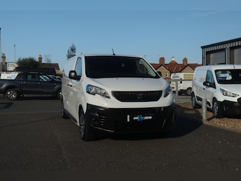Used Peugeot Expert 2022 for sale - 76232000: Photo