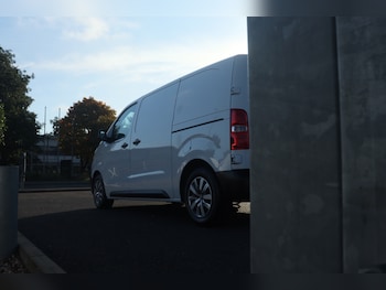 Used Peugeot Expert 2022 for sale - 76232000: Photo