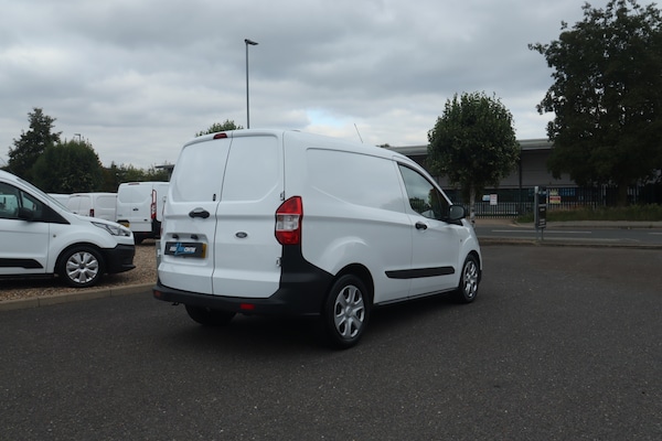 Used Ford Transit Courier 2019 for sale - 76243012: Photo 5