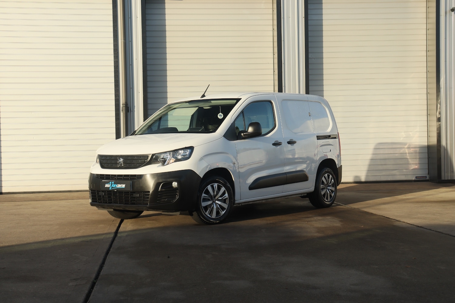 Used Peugeot Partner 2019 for sale - 76918190: Photo 1
