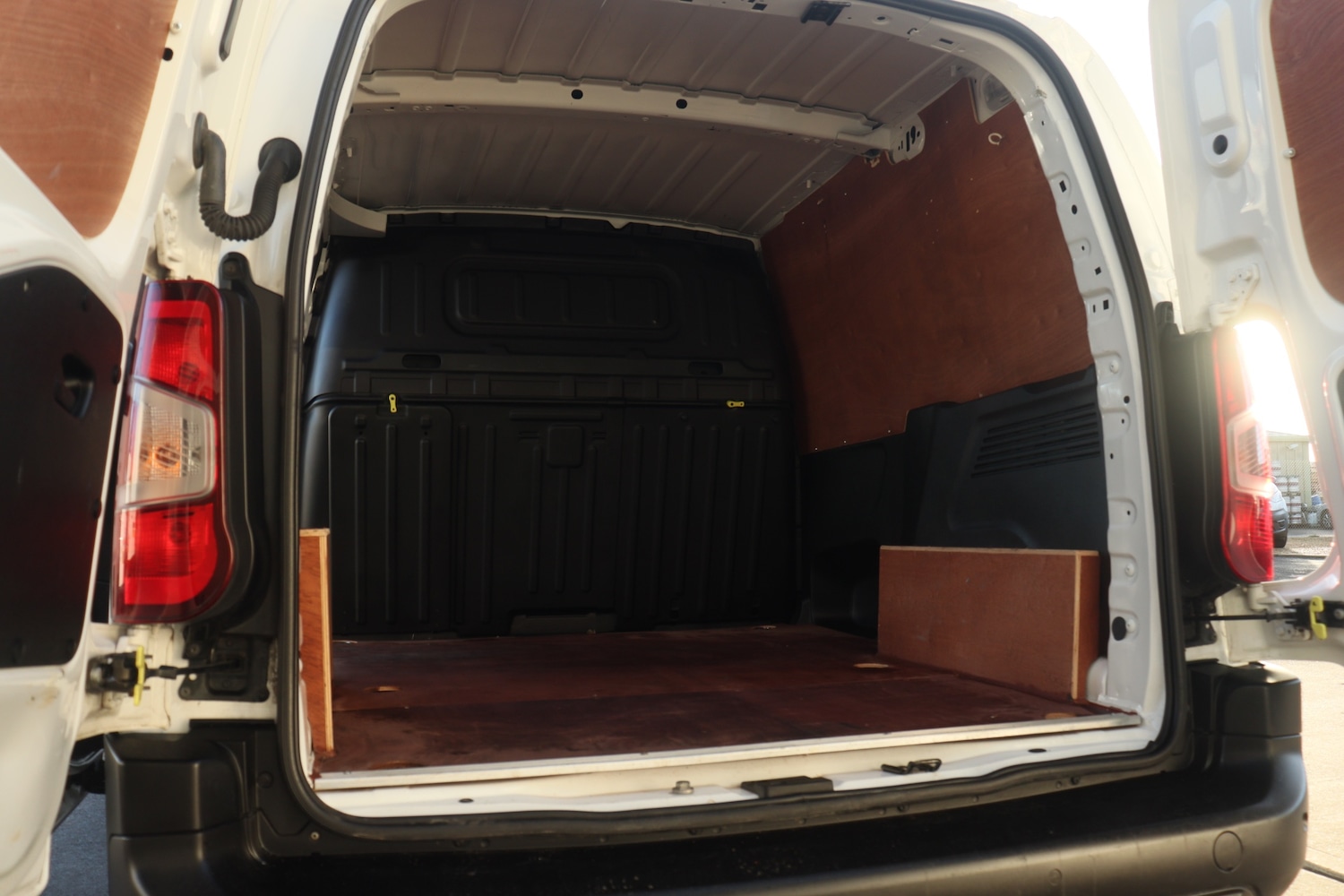 Used Peugeot Partner 2019 for sale - 76918190: Photo 14