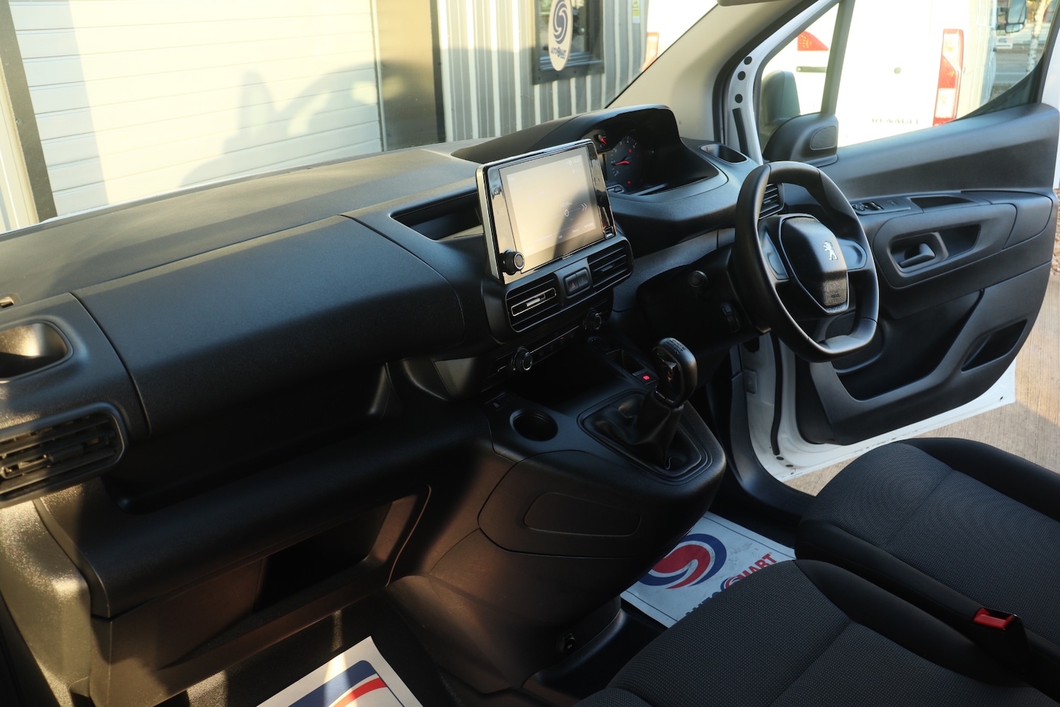 Used Peugeot Partner 2019 for sale - 76918190: Photo 15