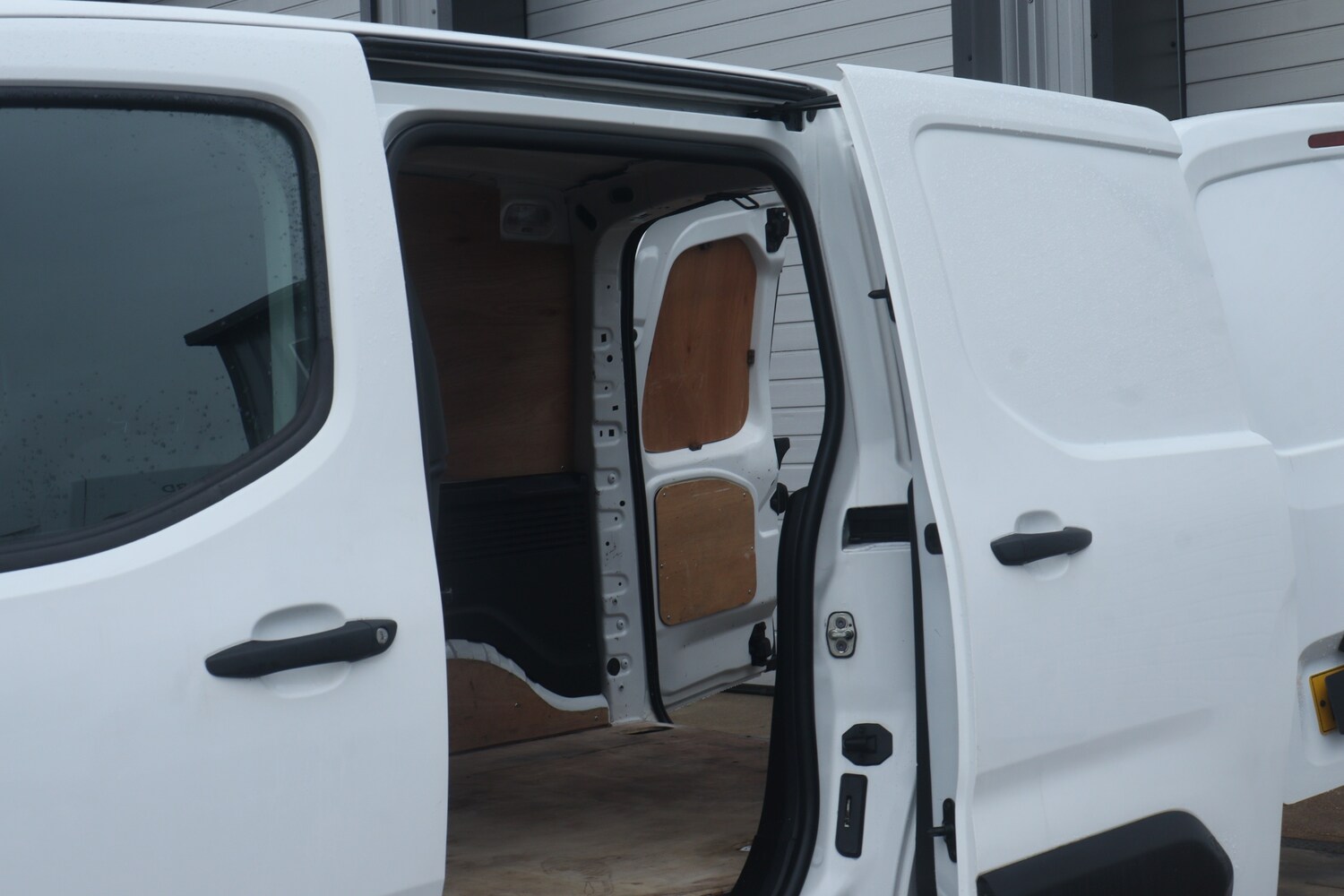 Used Peugeot Partner 2019 for sale - 77490097: Photo 14