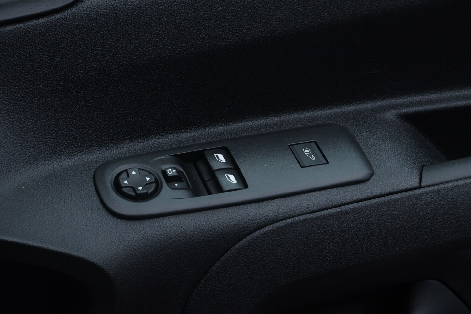 Used Peugeot Partner 2019 for sale - 77490097: Photo 18