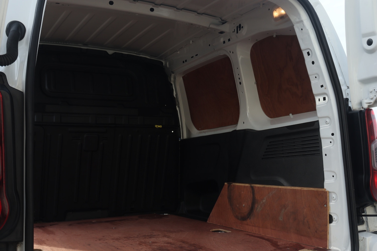 Used Peugeot Partner 2020 for sale - 77618416: Photo 17