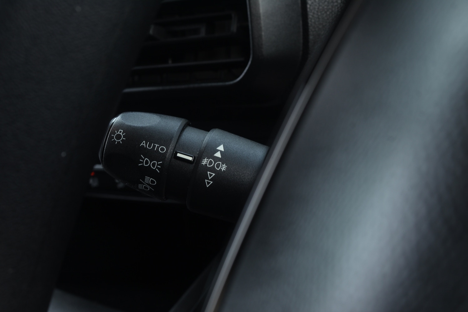 Used Peugeot Partner 2020 for sale - 77618416: Photo 24