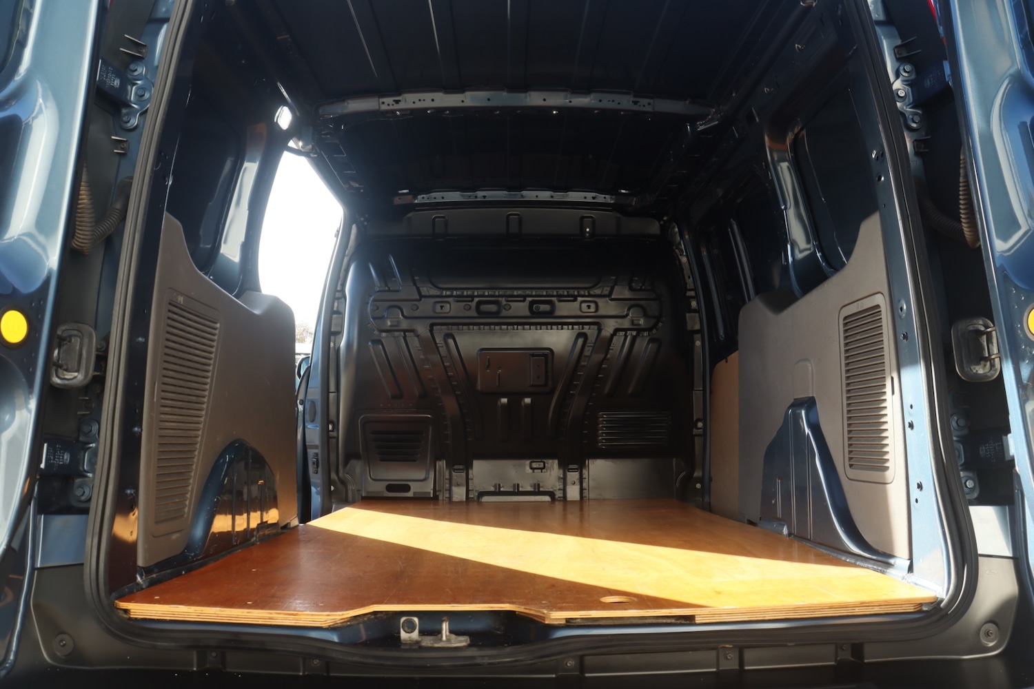 Used Ford Transit Connect 2024 for sale - 76566216: Photo 14