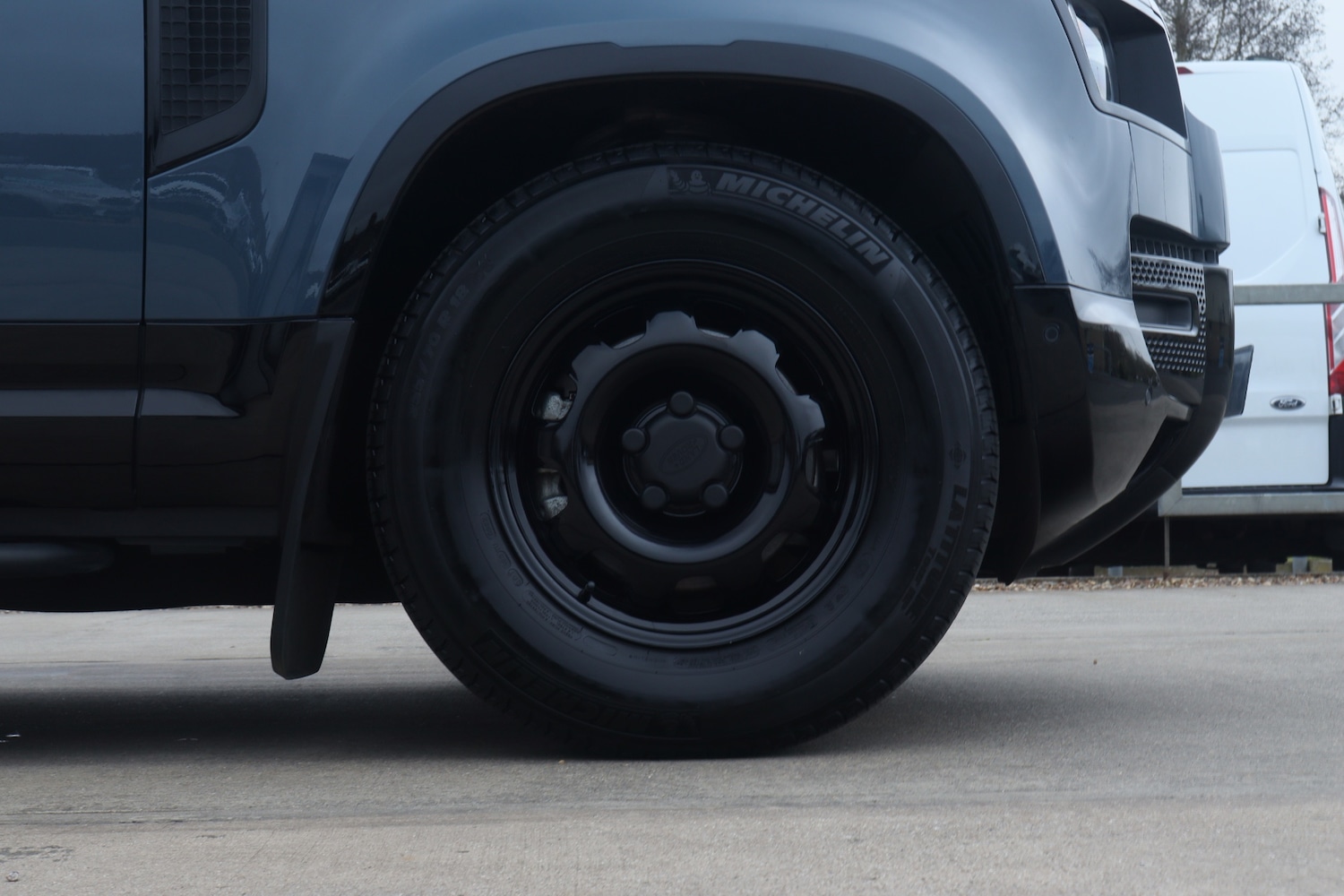 Used Land Rover Defender 2023 for sale - 77916870: Photo 13