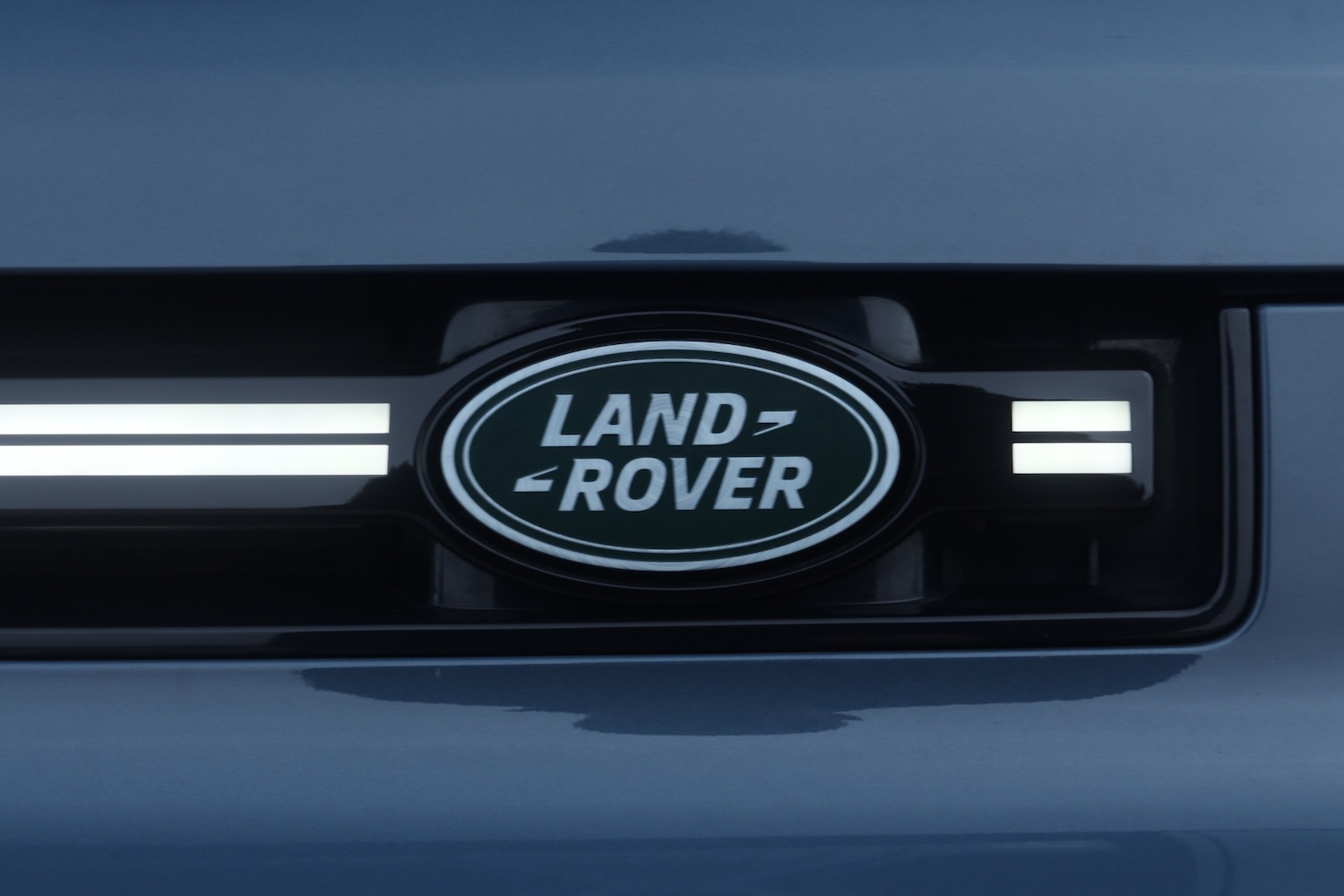 Used Land Rover Defender 2023 for sale - 77916870: Photo 22