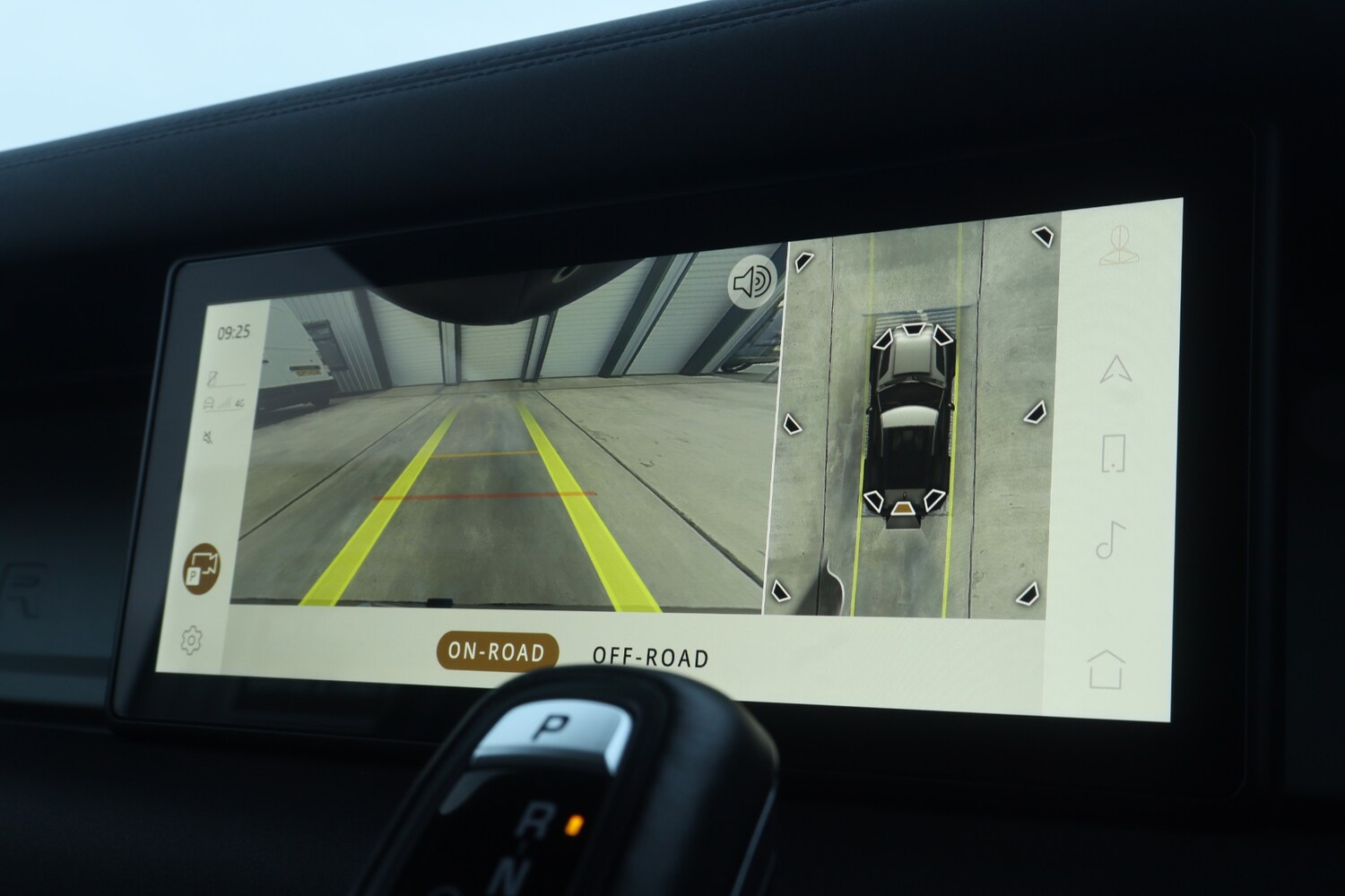 Used Land Rover Defender 2023 for sale - 77916870: Photo 29