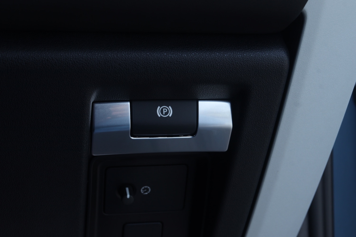 Used Land Rover Defender 2023 for sale - 77916870: Photo 41