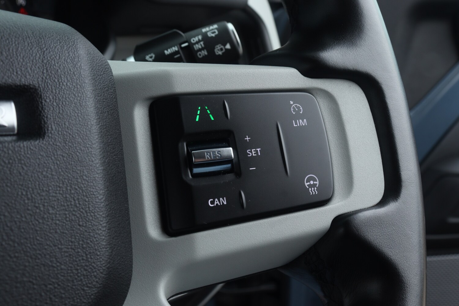 Used Land Rover Defender 2023 for sale - 77916870: Photo 56