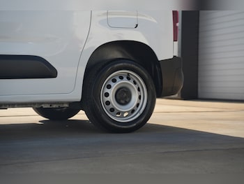 Used Peugeot Partner 2023 for sale - 78716546: Photo