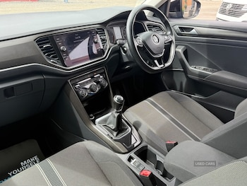 Used Volkswagen T-Roc 2019 for sale - 79280329: Photo
