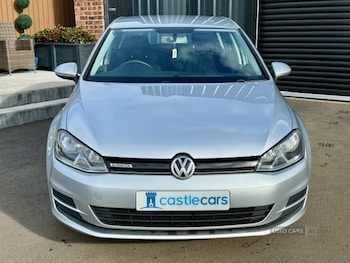 Used Volkswagen Golf 2016 for sale - 76372122: Photo