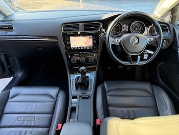 Used Volkswagen Golf 2019 for sale - 77030374: Photo