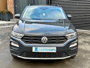 Used Volkswagen T-Roc 2019 for sale - 76551577: Photo
