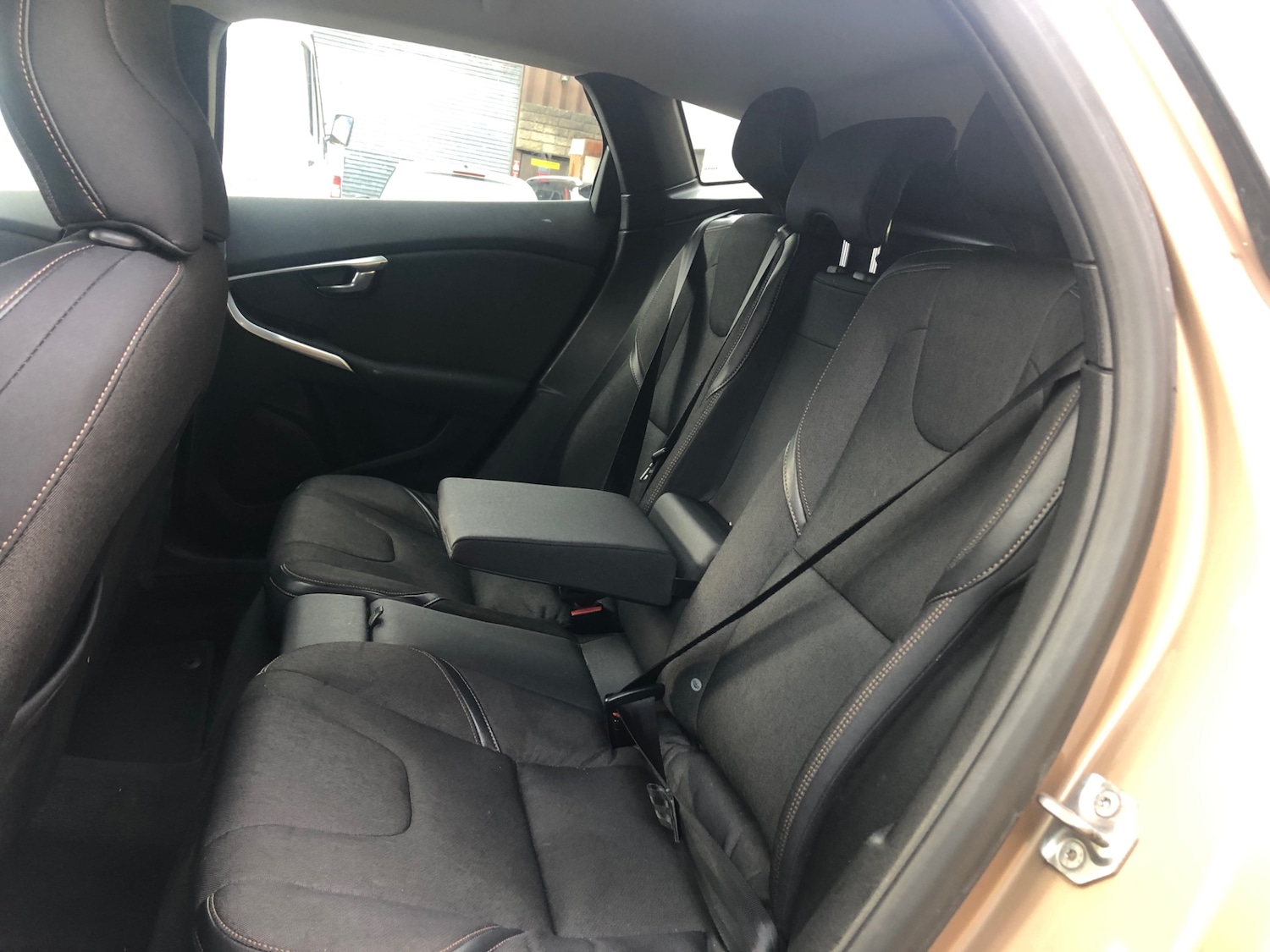 Used Volvo V40 2014 for sale - 76353706: Photo 12