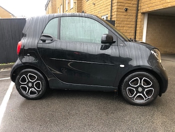 Used smart fortwo 2019 for sale - 76588371: Photo