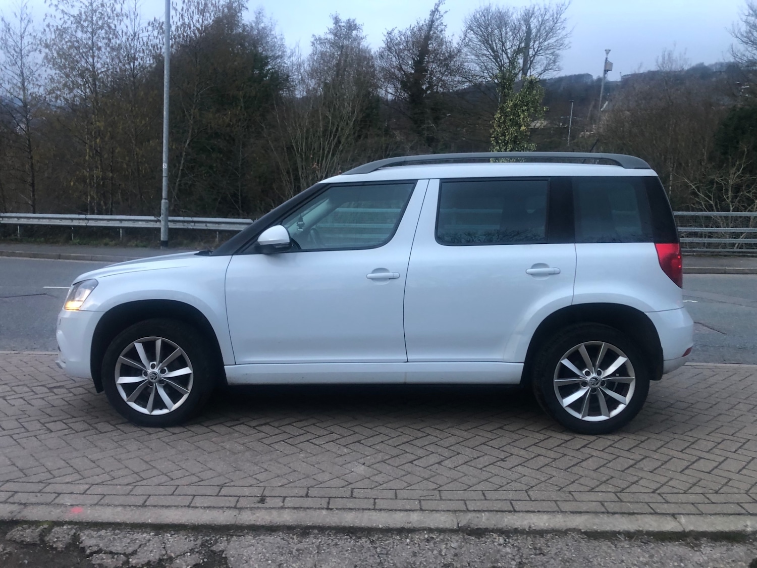 Used Skoda Yeti 2014 for sale - 77805027: Photo 4