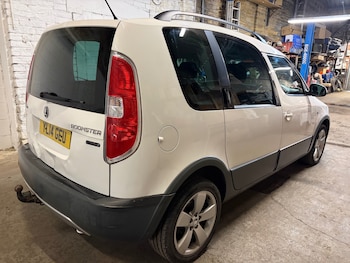 Used Skoda Roomster 2014 for sale - 79205260: Photo