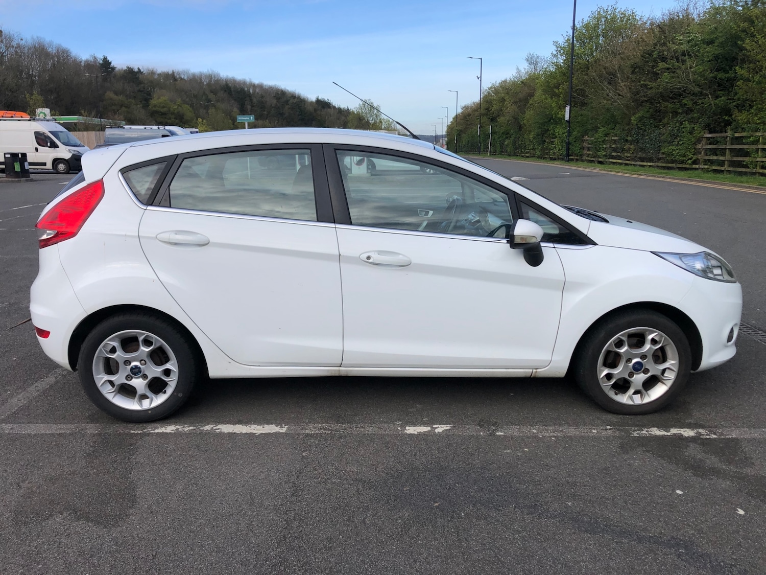 Used Ford Fiesta 2011 for sale - 78121361: Photo 2