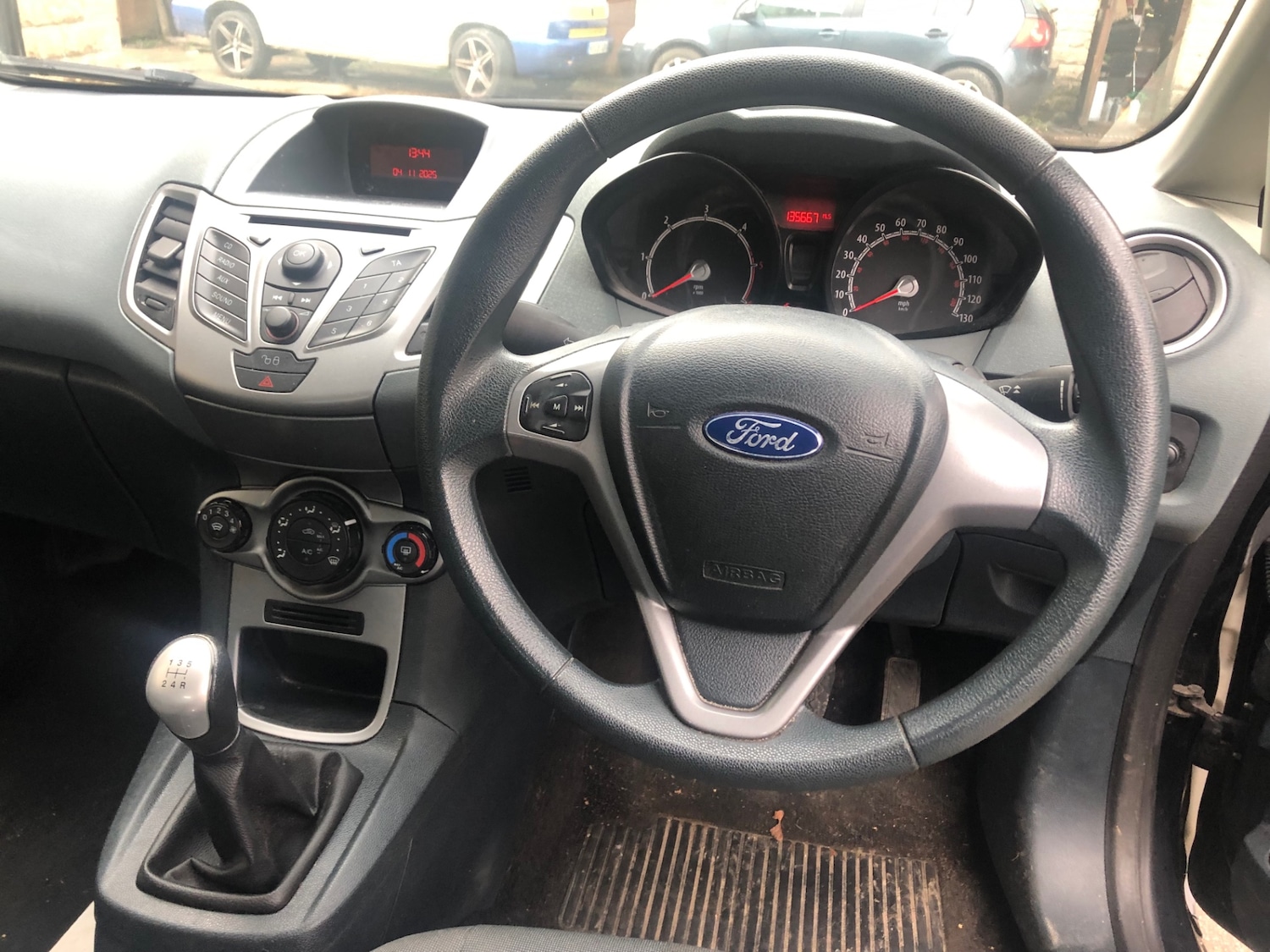 Used Ford Fiesta 2011 for sale - 76464509: Photo 8