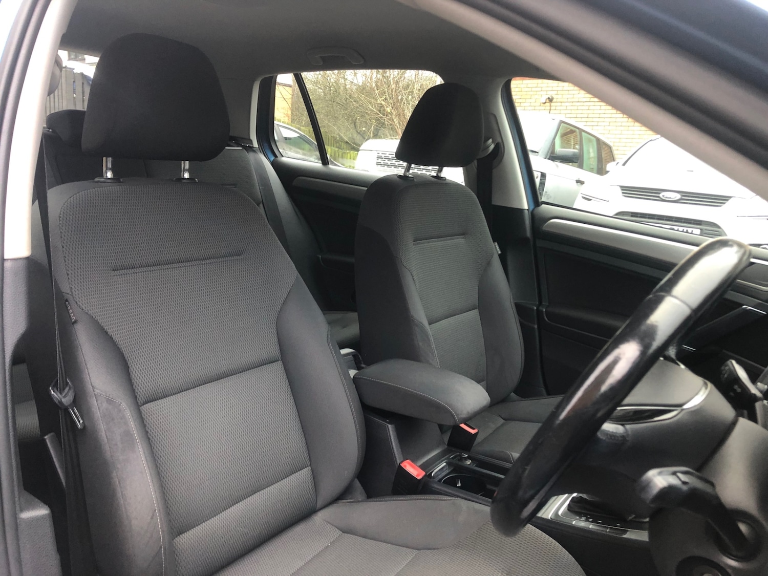 Used Volkswagen Golf 2014 for sale - 77012122: Photo 10