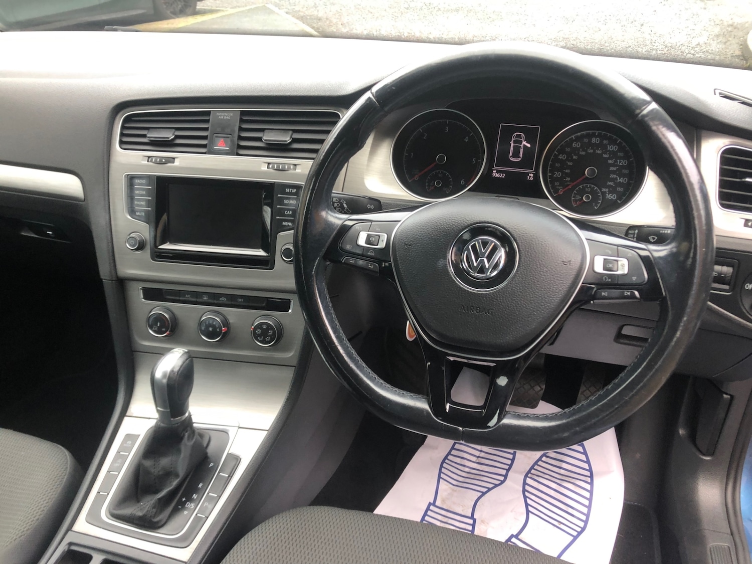 Used Volkswagen Golf 2014 for sale - 77012122: Photo 9