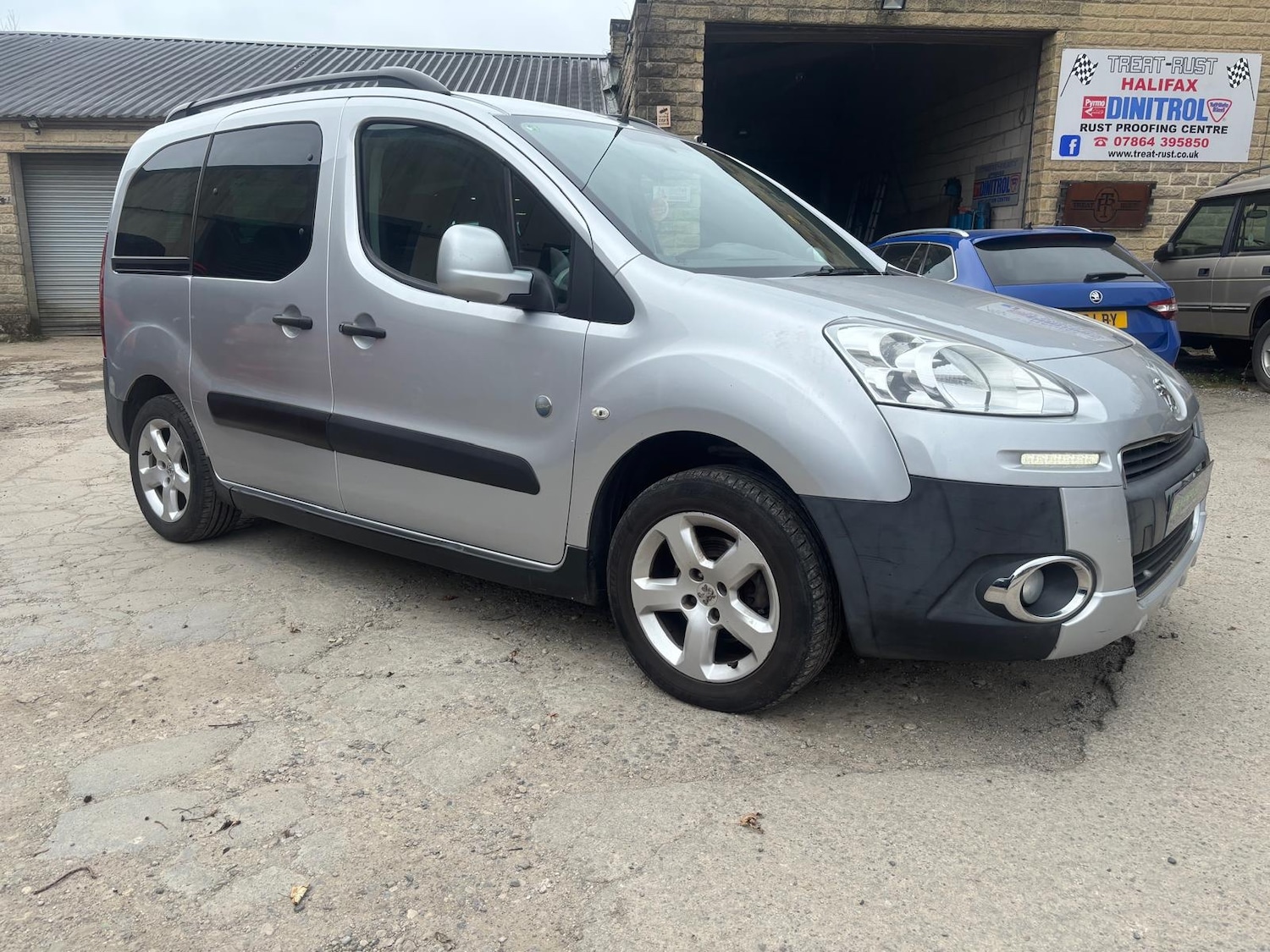 Used Peugeot Partner Tepee 2014 for sale - 78182412: Photo 3