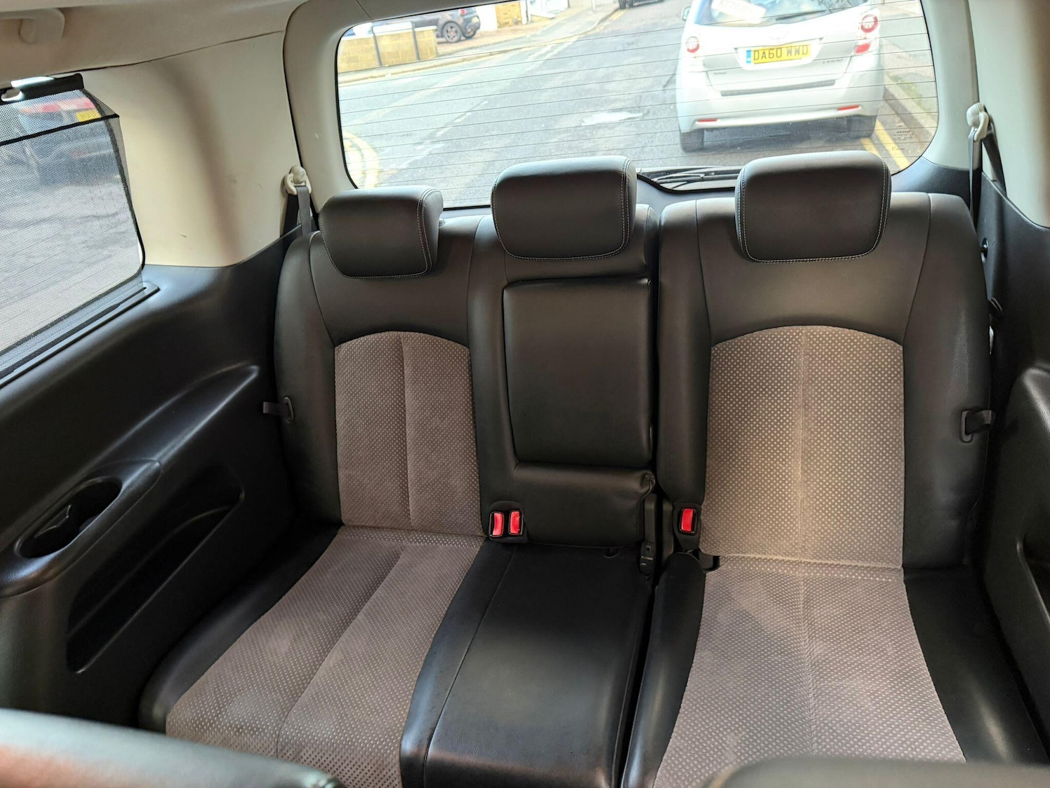 Used Nissan Elgrand 2023 for sale - 76701839: Photo 20
