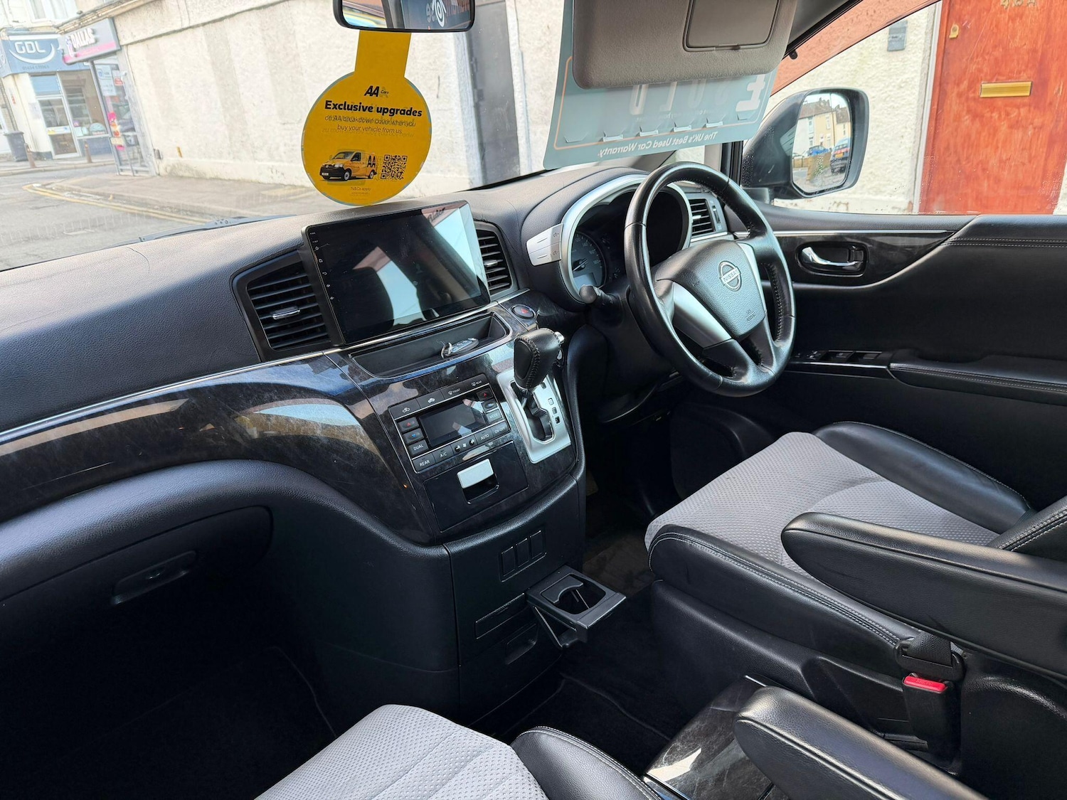 Used Nissan Elgrand 2023 for sale - 76701839: Photo 21