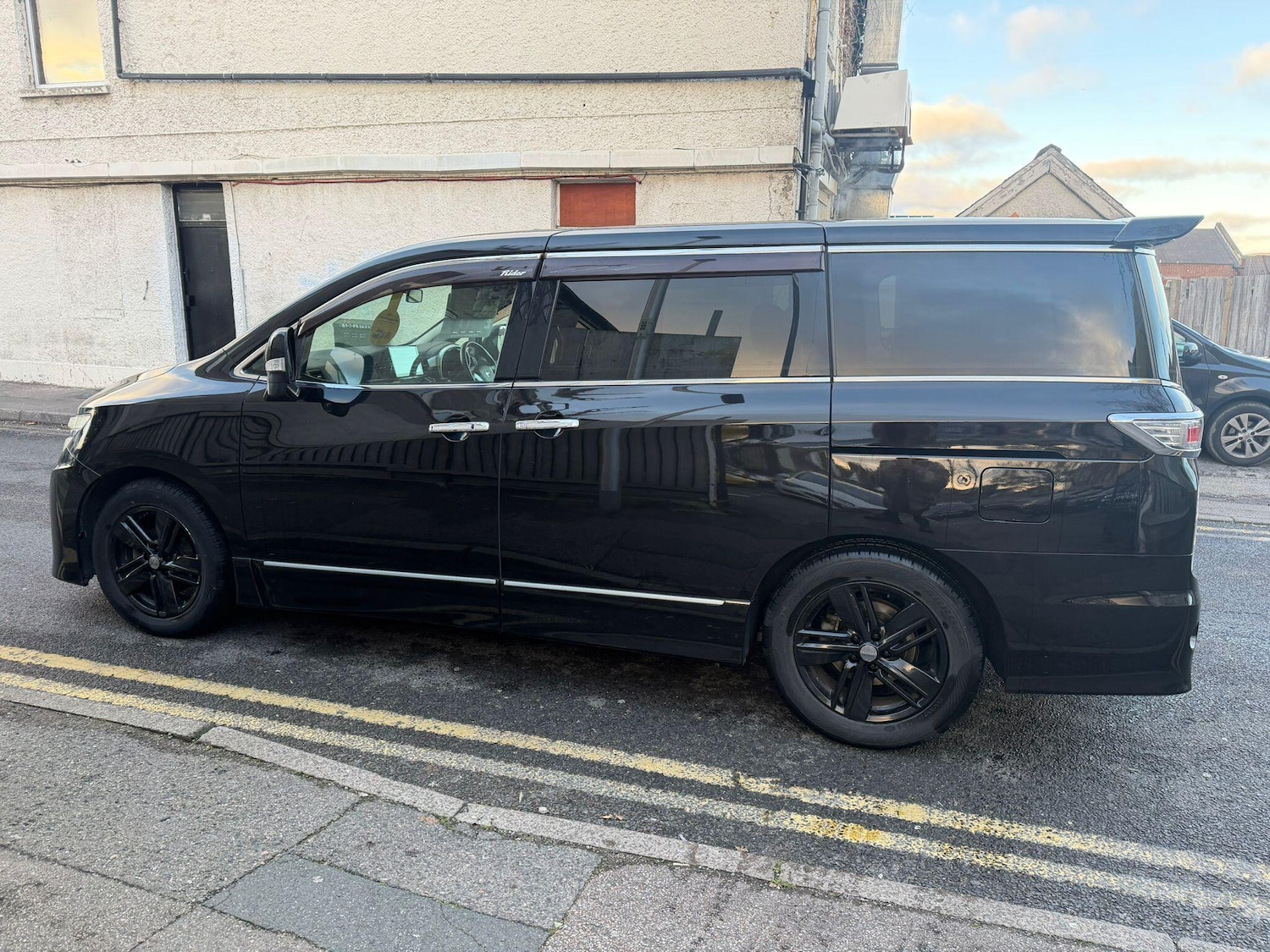 Used Nissan Elgrand 2023 for sale - 76701839: Photo 29