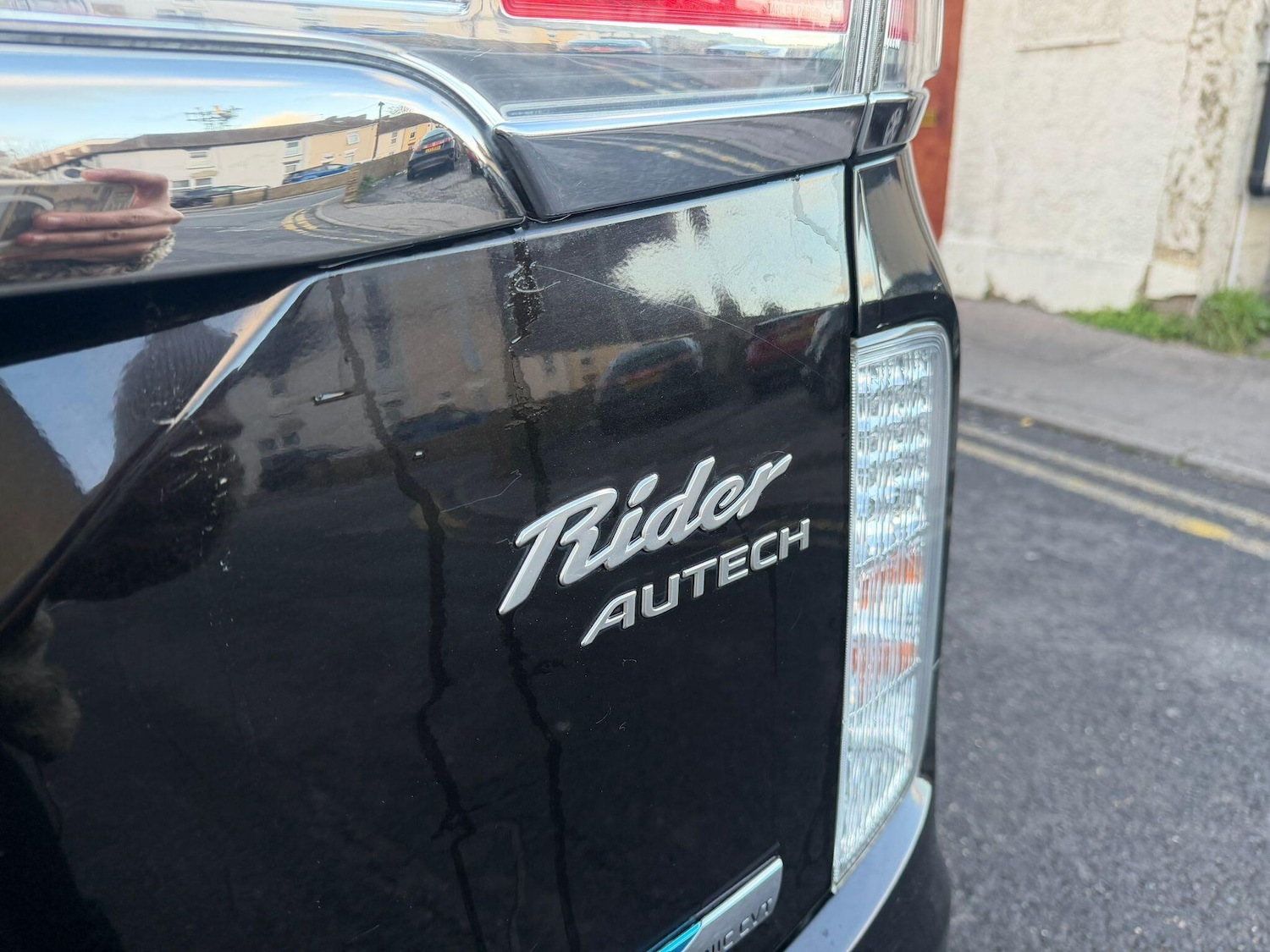 Used Nissan Elgrand 2023 for sale - 76701839: Photo 32