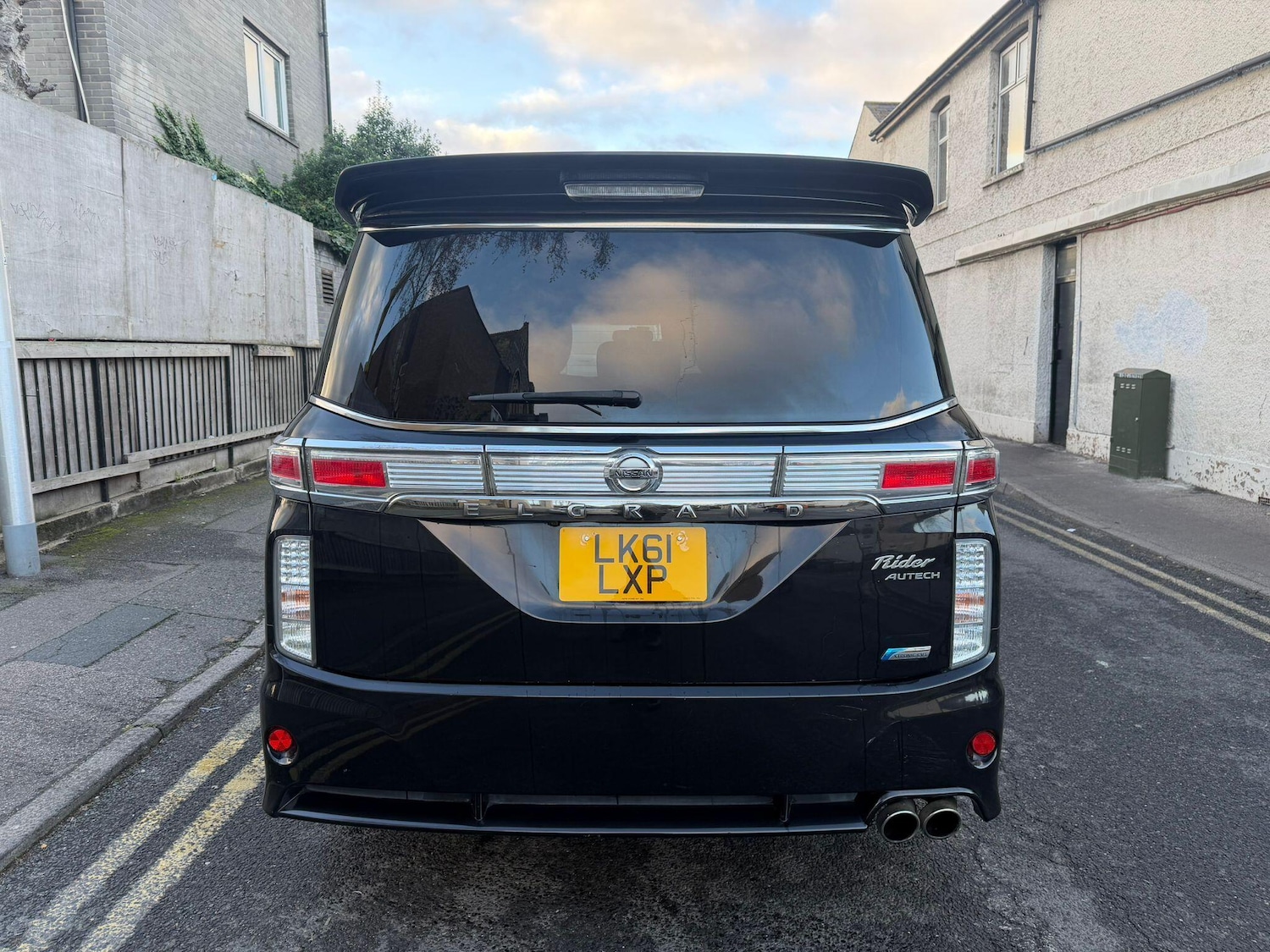 Used Nissan Elgrand 2023 for sale - 76701839: Photo 34