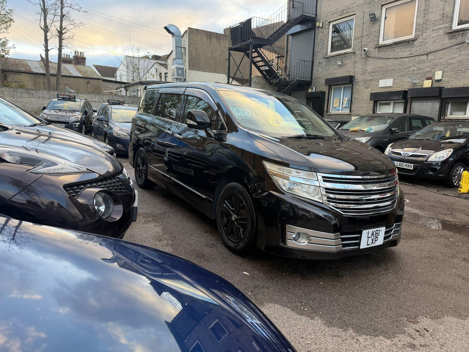 Used Nissan Elgrand 2023 for sale - 76701839: Photo 42