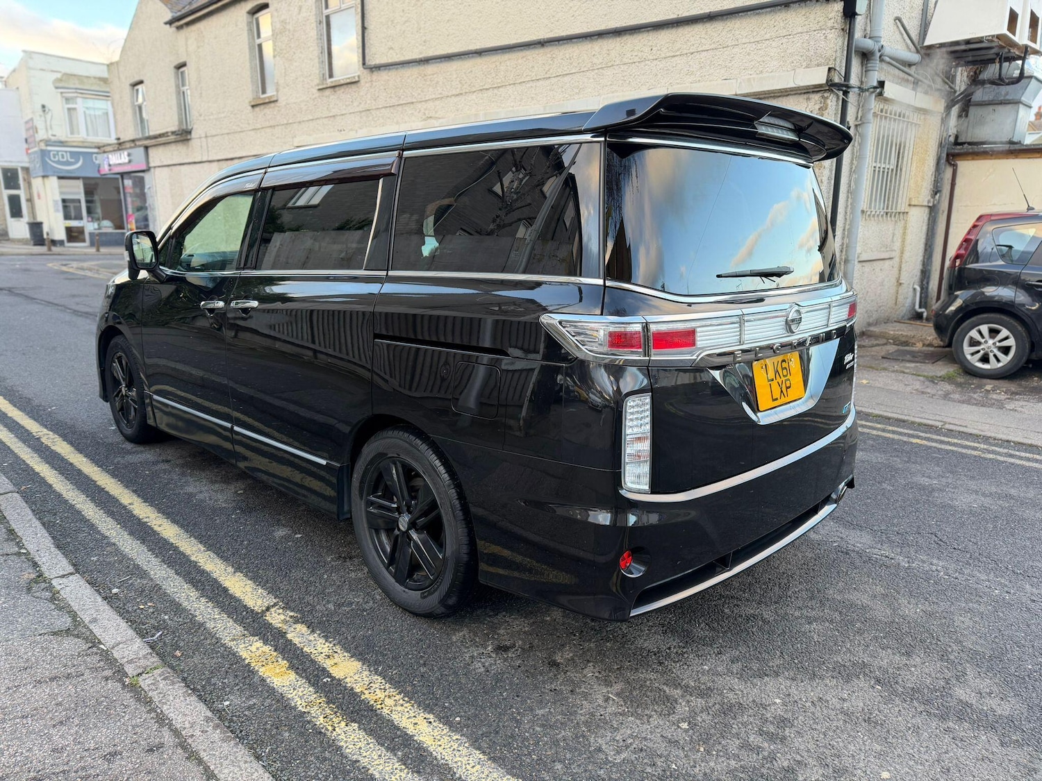 Used Nissan Elgrand 2023 for sale - 76701839: Photo 45