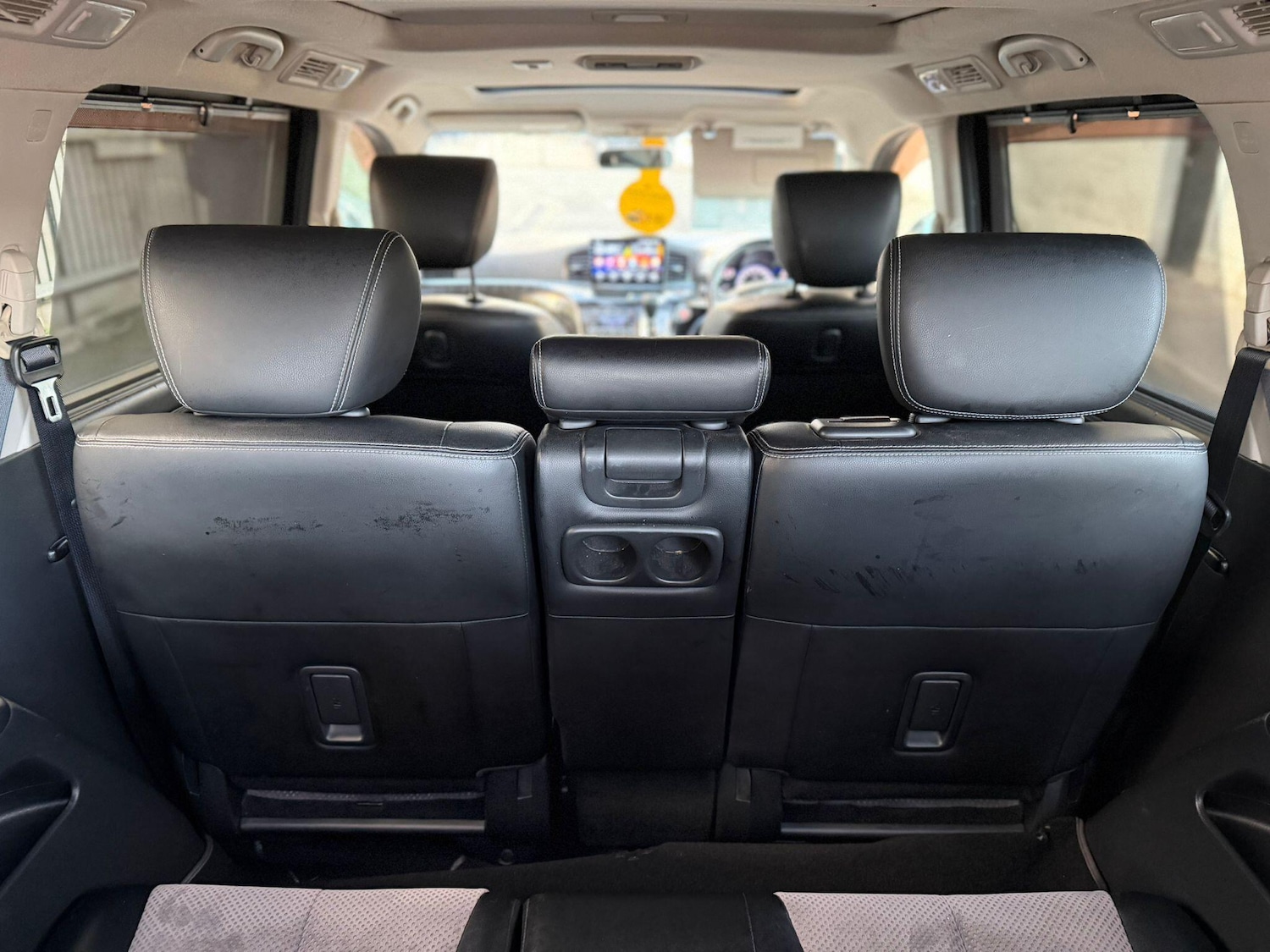 Used Nissan Elgrand 2023 for sale - 76701839: Photo 9