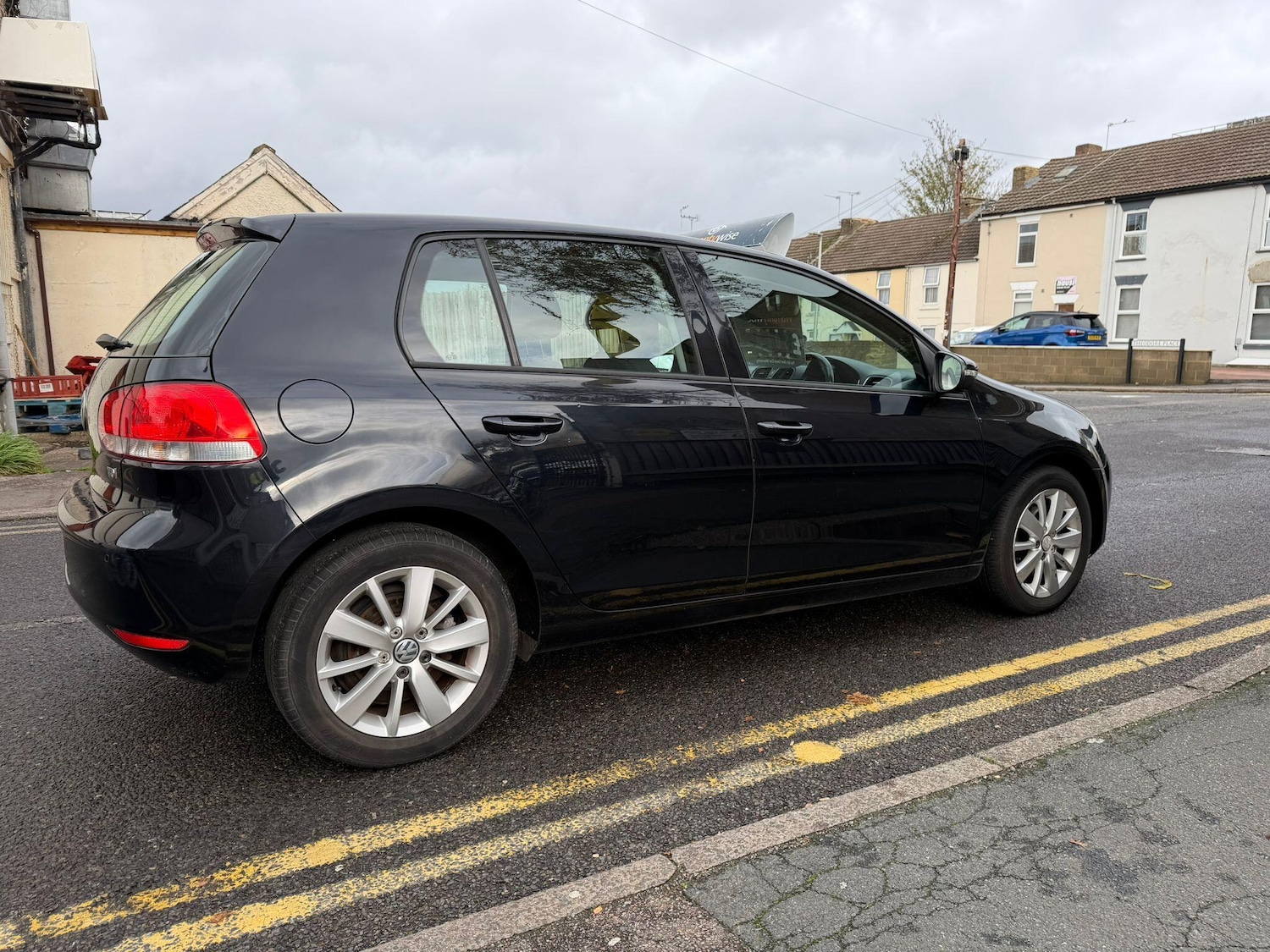 Used Volkswagen Golf 2011 for sale - 76584309: Photo 11