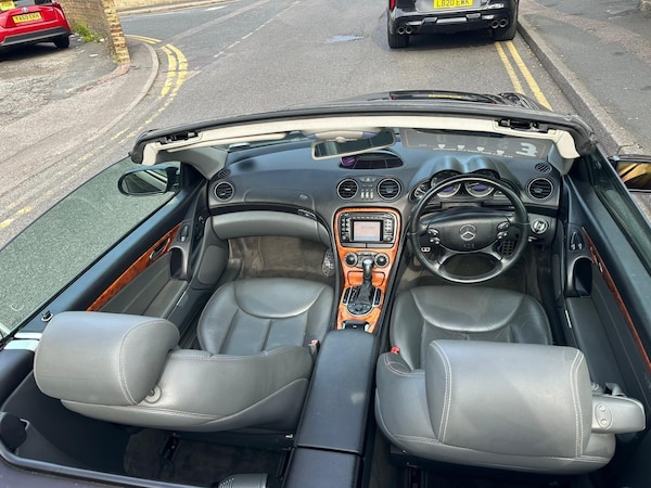 Used Mercedes-Benz SL 2004 for sale - 74965384: Photo 12