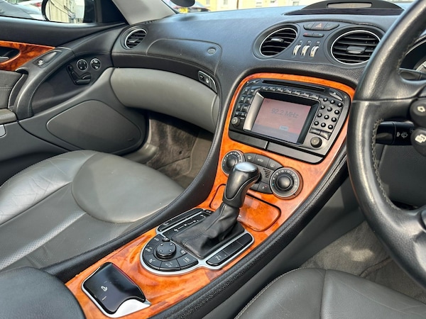 Used Mercedes-Benz SL 2004 for sale - 74965384: Photo 9