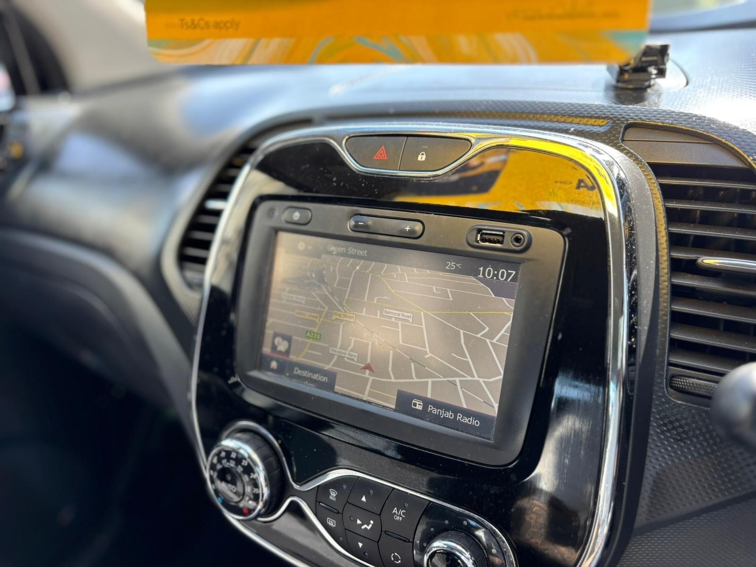 Used Renault Captur 2016 for sale - 76136282: Photo 17