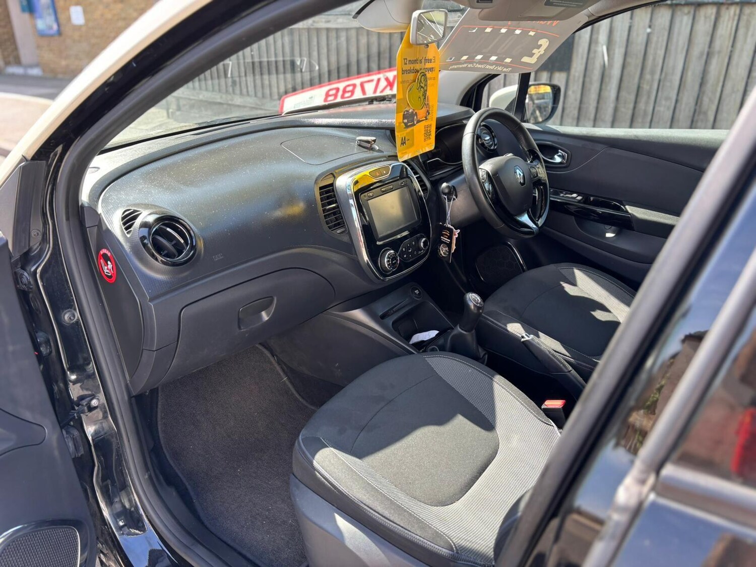 Used Renault Captur 2016 for sale - 76136282: Photo 19