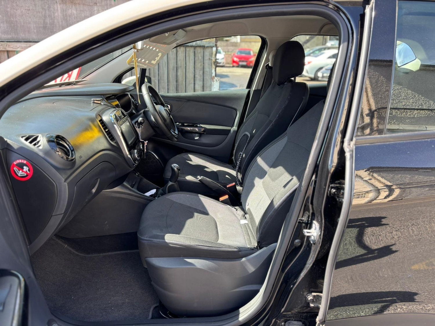 Used Renault Captur 2016 for sale - 76136282: Photo 22