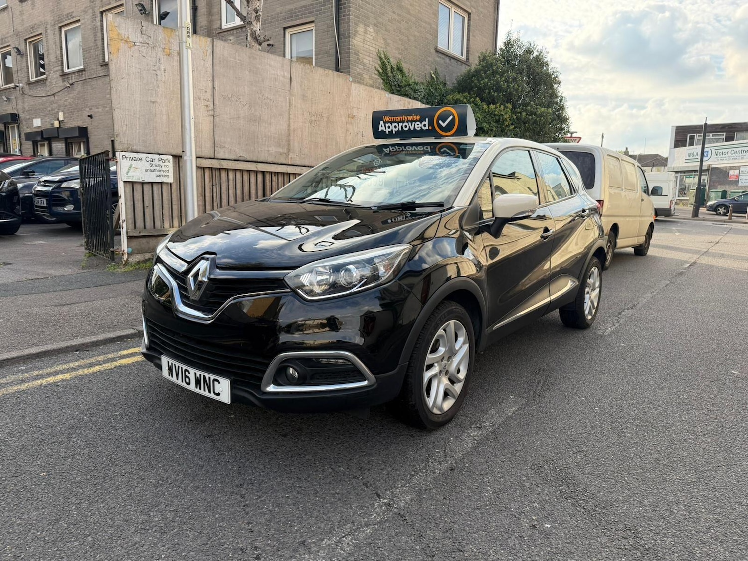 Used Renault Captur 2016 for sale - 76136282: Photo 35