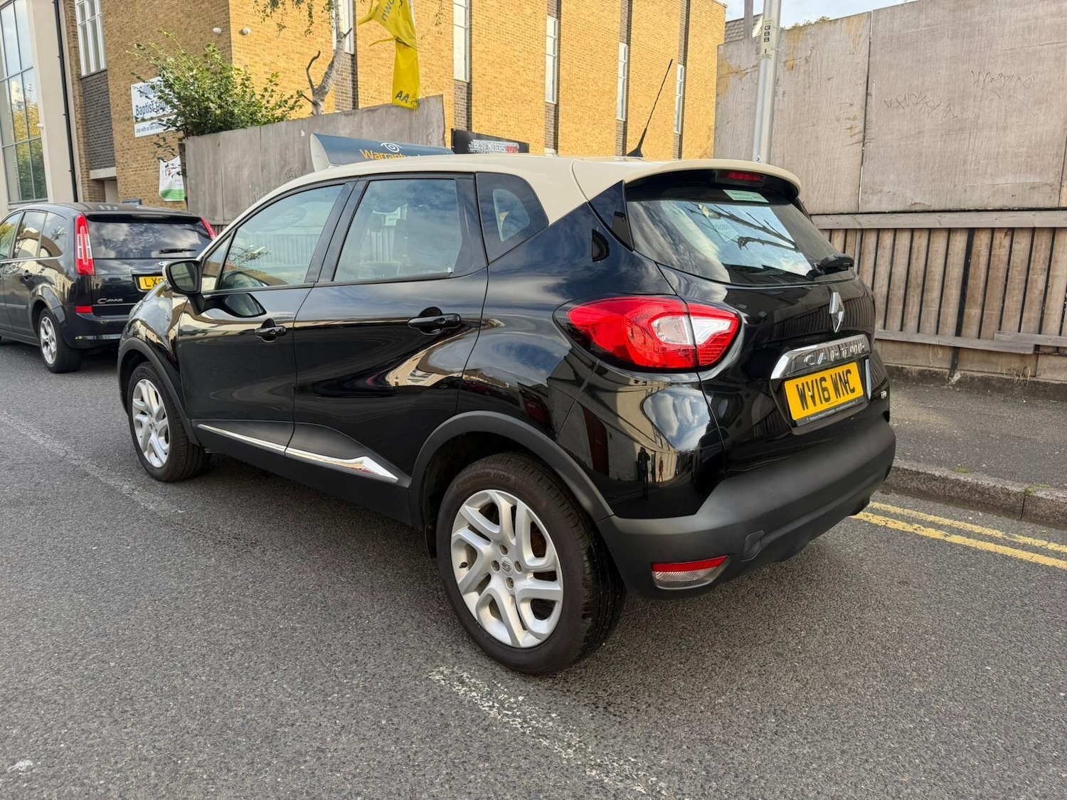 Used Renault Captur 2016 for sale - 76136282: Photo 39