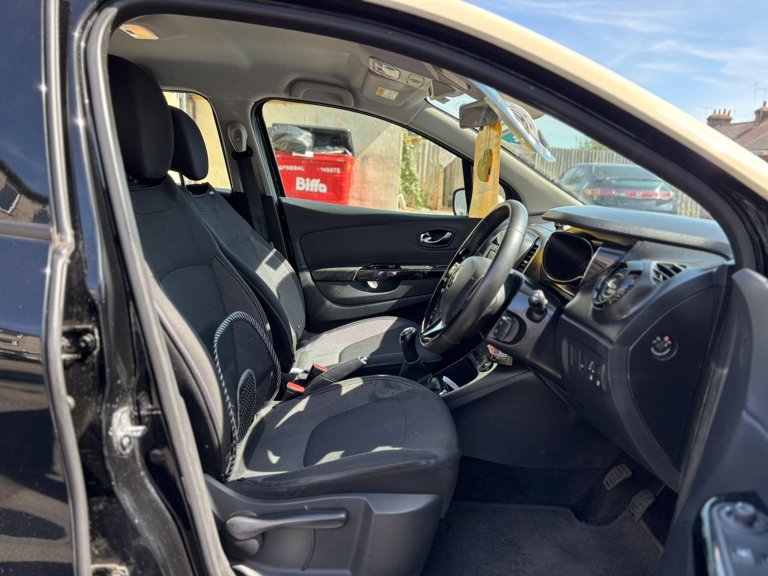 Used Renault Captur 2016 for sale - 76136282: Photo 7