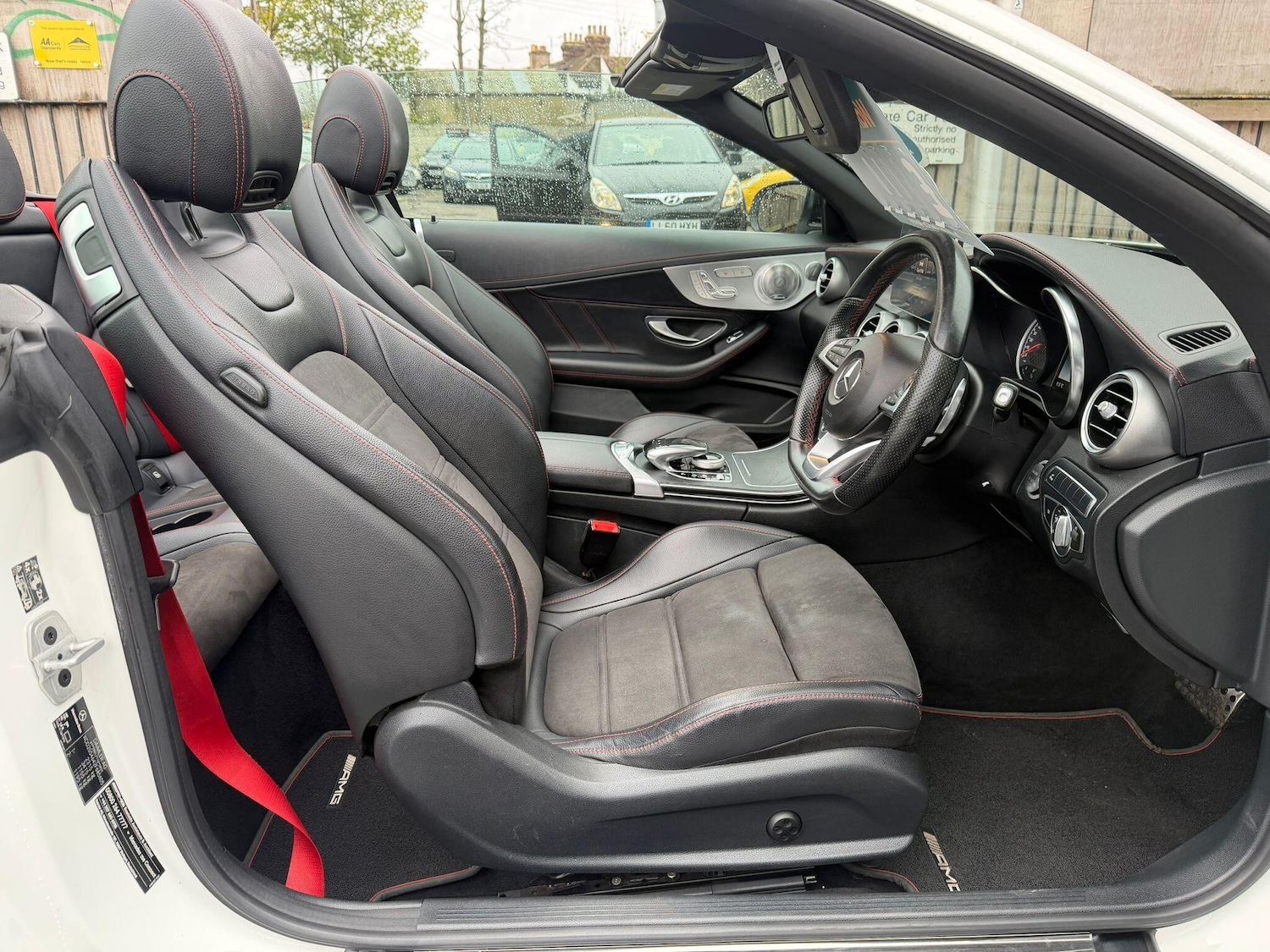 Used Mercedes-Benz C Class 2018 for sale - 76608443: Photo 11